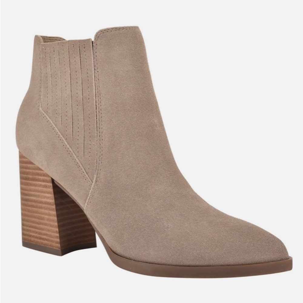 Marc Fisher Ellard Pointy Toe Ankle Bootie Gray Suede size 11